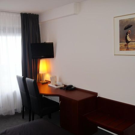 Brinkhotel Zuidlaren Esterno foto